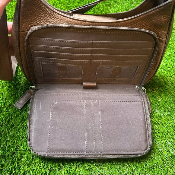 Fossil Brown Leather Hobo Shoulder Bag - Picture 9 of 10